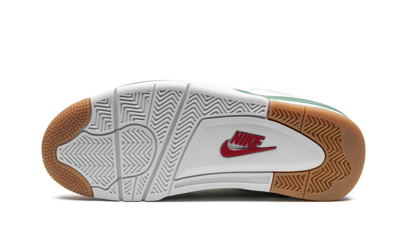 Nike Air Jordan 4 Retro SB 'Pine Green'