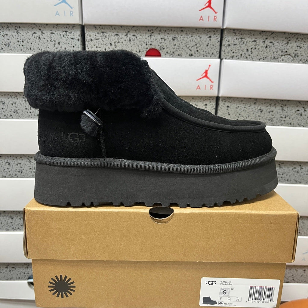 UGG Tazz Platform Women's Slip-On Boot – Suede Moc-Toe Boot with Tonal Black Shearling Cuff, Shearling Lining & Chunky SugrSole Platform in Black