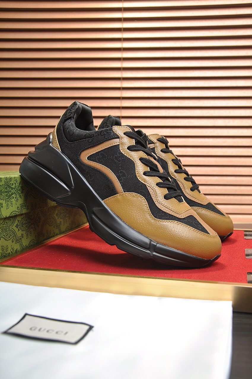 Gucci Chunky Low-Top Sneakers
