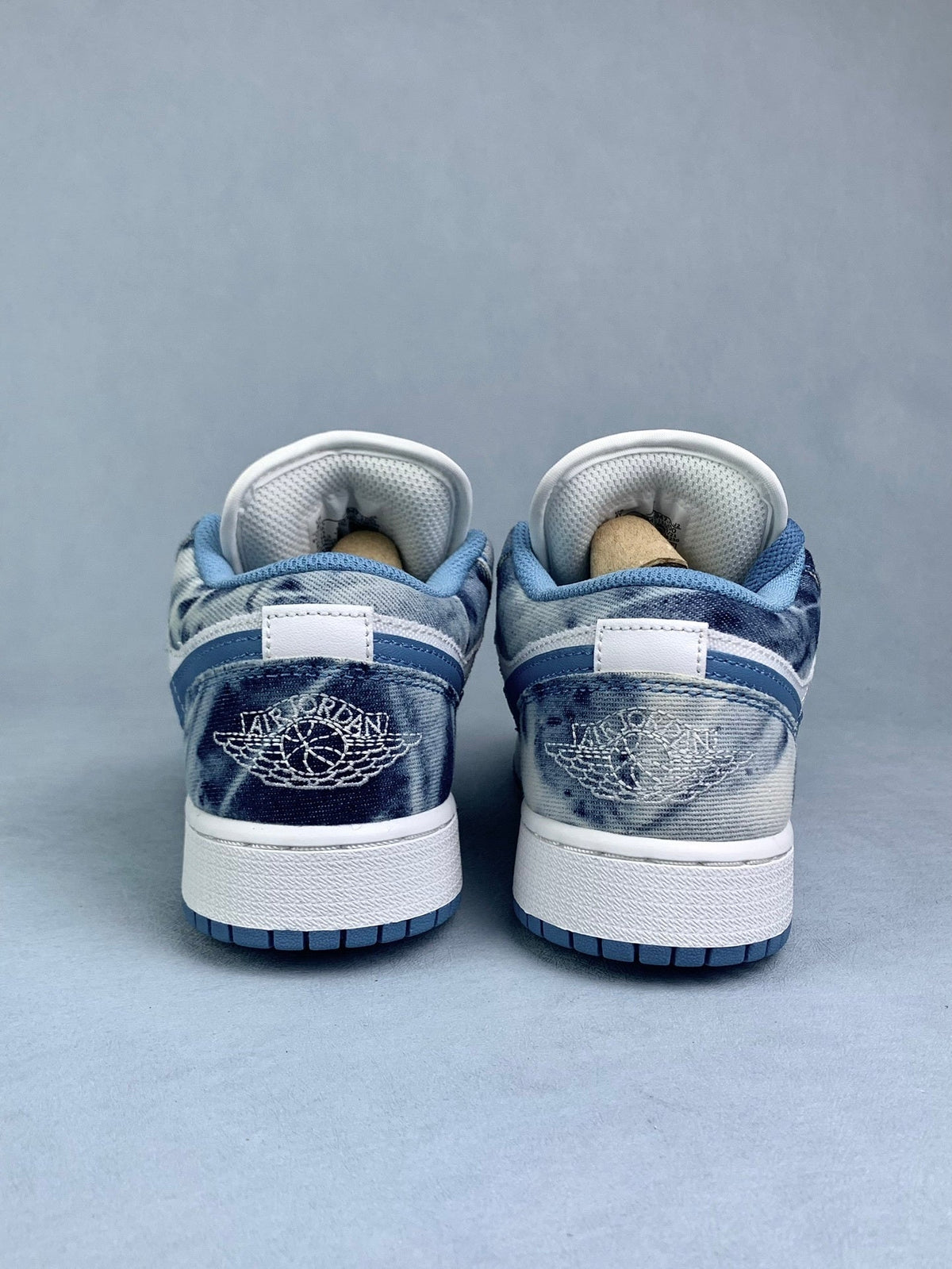 Air Jordan 1 Low Washed Denim White/Blue Unisex Sneakers DM8947-100